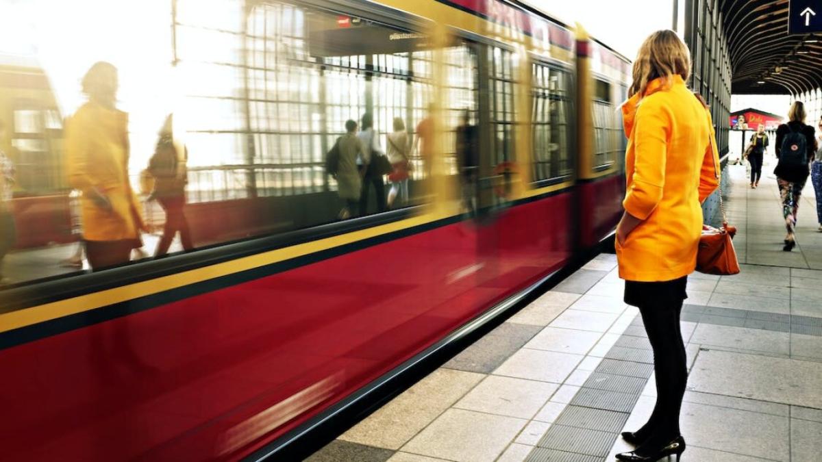 Более 20 процентов бюджета Петербурга направят на развитие транспортной системы